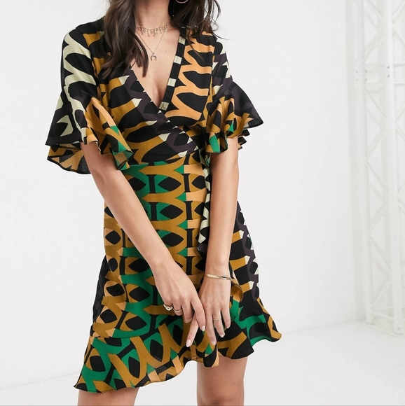 *HOST PICK* AX PARIS RETRO PRINT WRAP MINI DRESS SIZE 6 - Picture 1 of 8